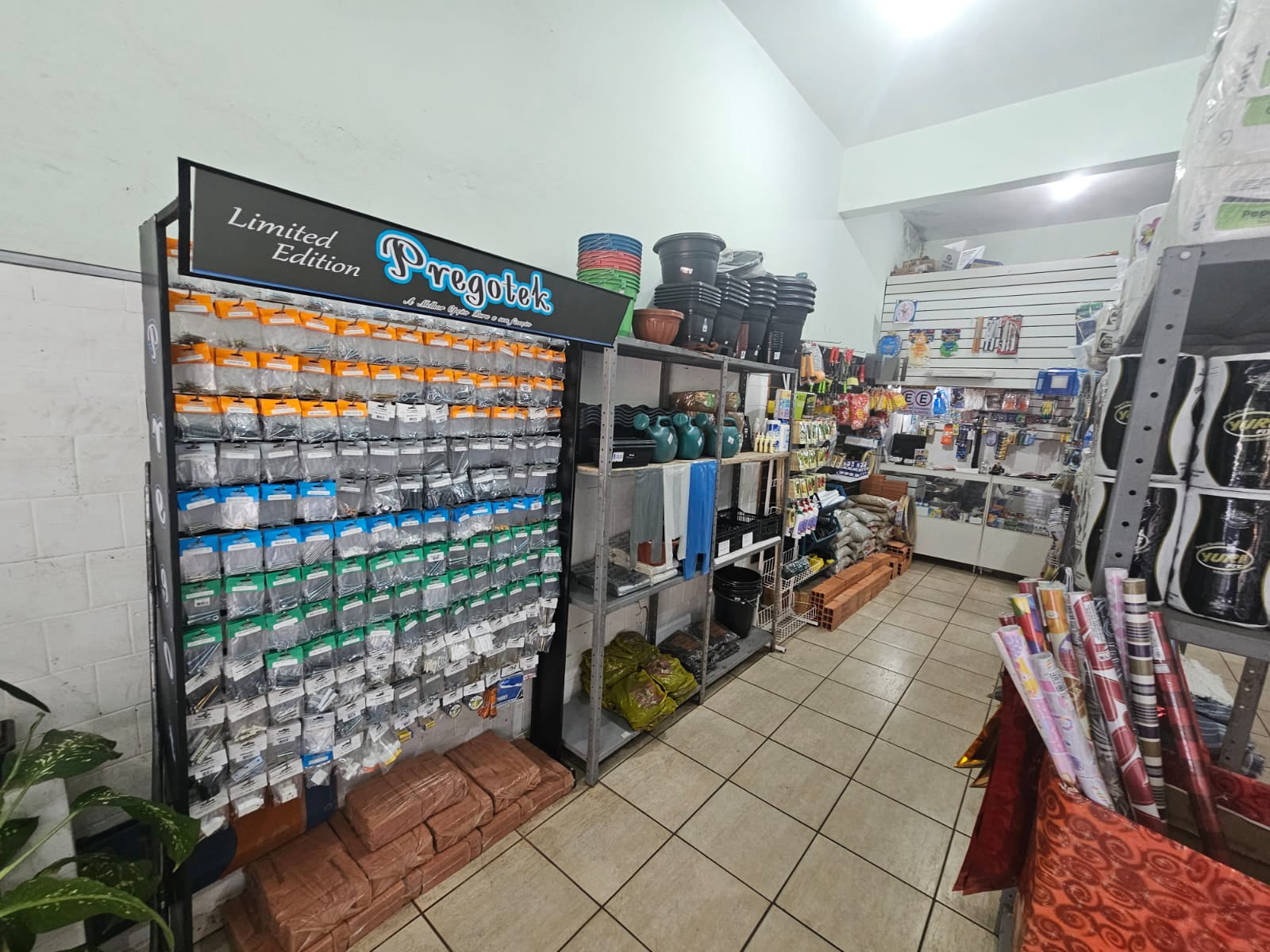 fotos de serviços da empresa de materiais de contrução, embalagens e descartáveis na região de São Paulo