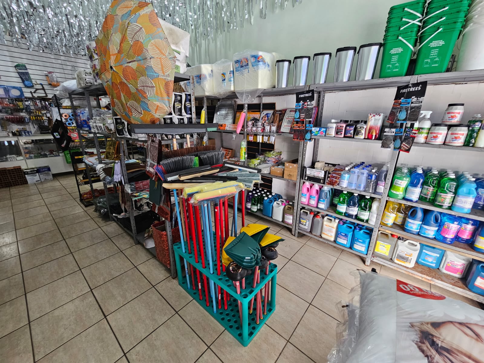 fotos de serviços da empresa de materiais de contrução, embalagens e descartáveis na região de São Paulo